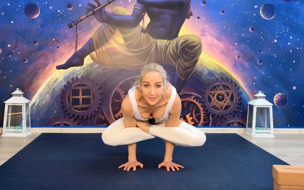 Kukkutasana