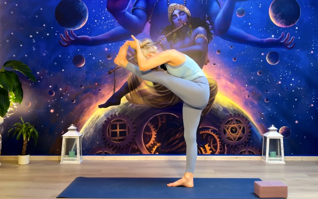 Utthita Hasta Padangusthasana