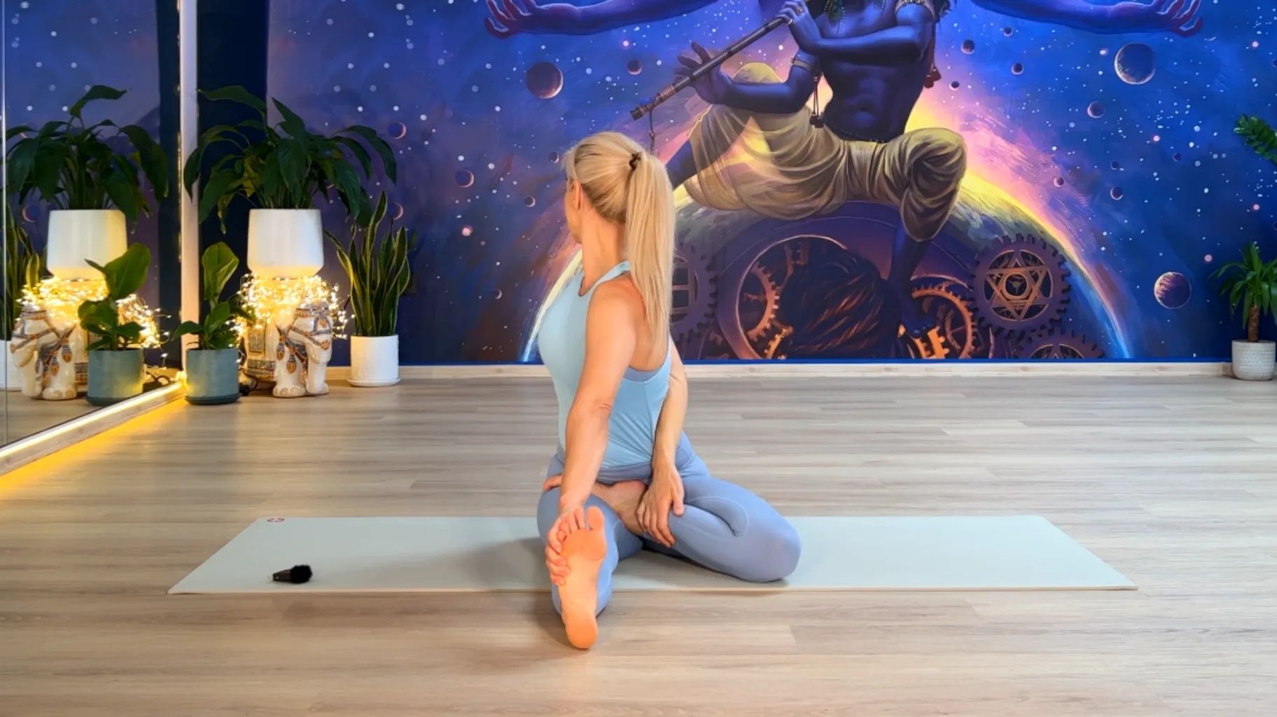 Ardha Matsyendrasana variatsioon