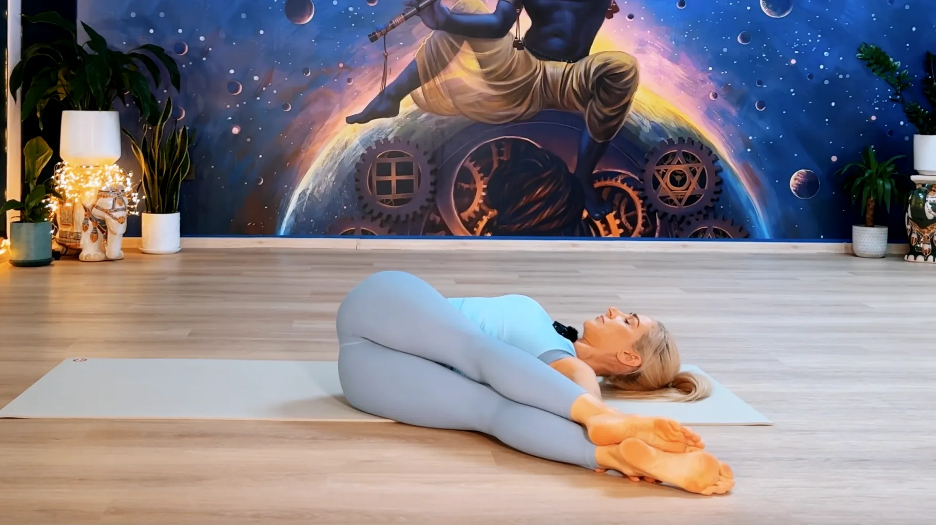 Jathara Parivartanasana