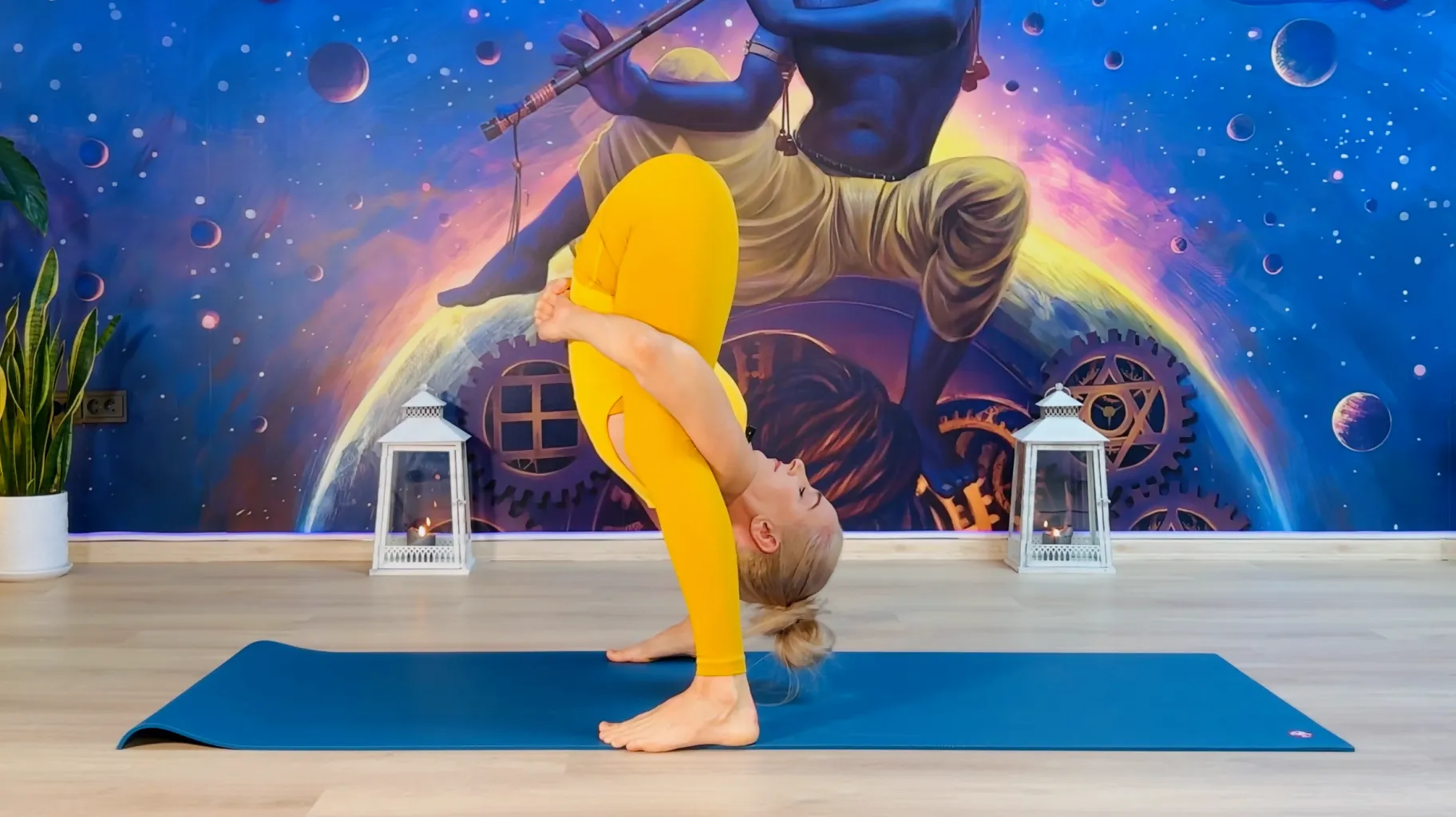 Paripurna Tittibhasana variatsioon ( Tittibhasana B)