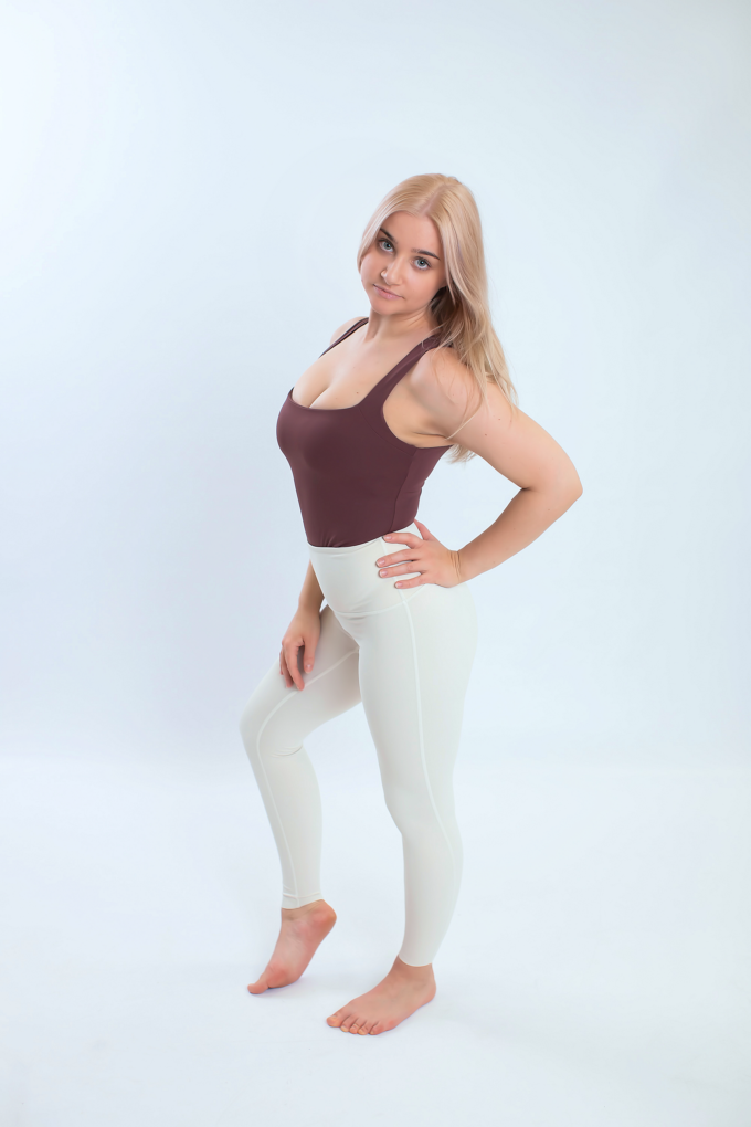 Square-Neck  Body - Image 7